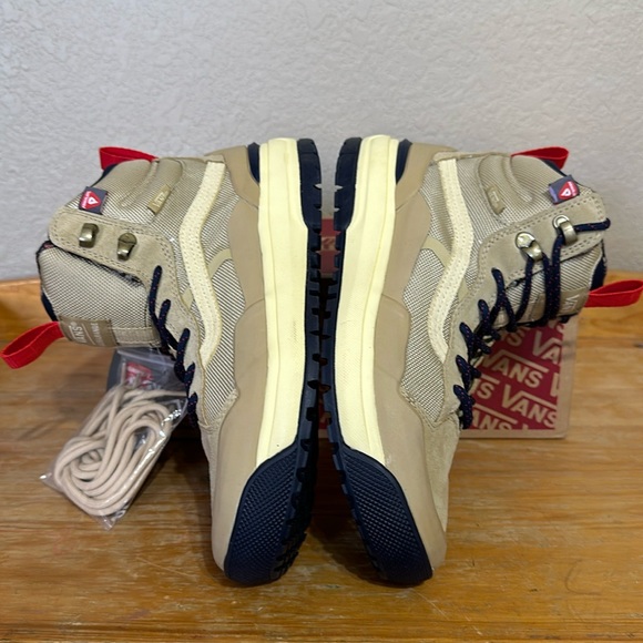Vans ultraRange Exo hi Mte Taos Taupe ultra Cush women’s size 8.5 - Picture 7 of 14